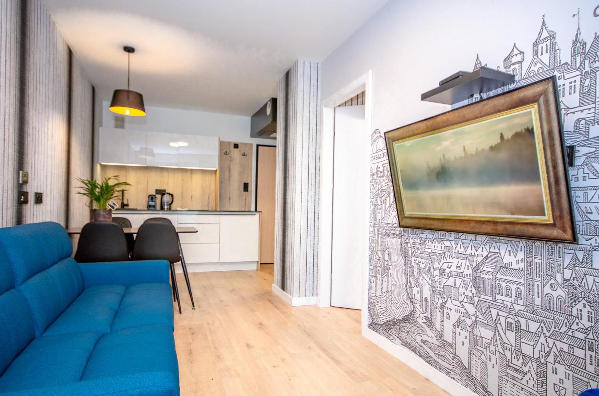 Inpoint With Parking Available 3*