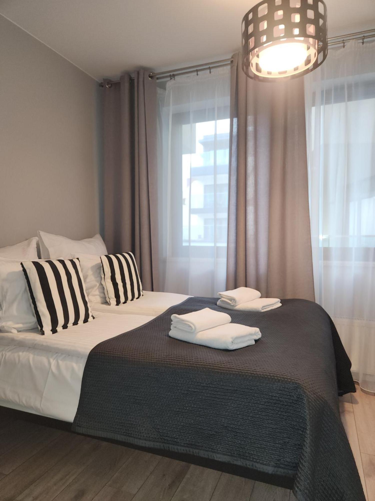 Inpoint With Parking Available Krakau