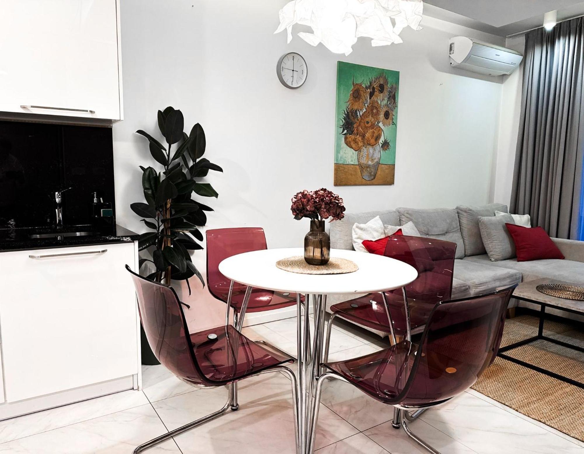 Aparthotel Inpoint 3*