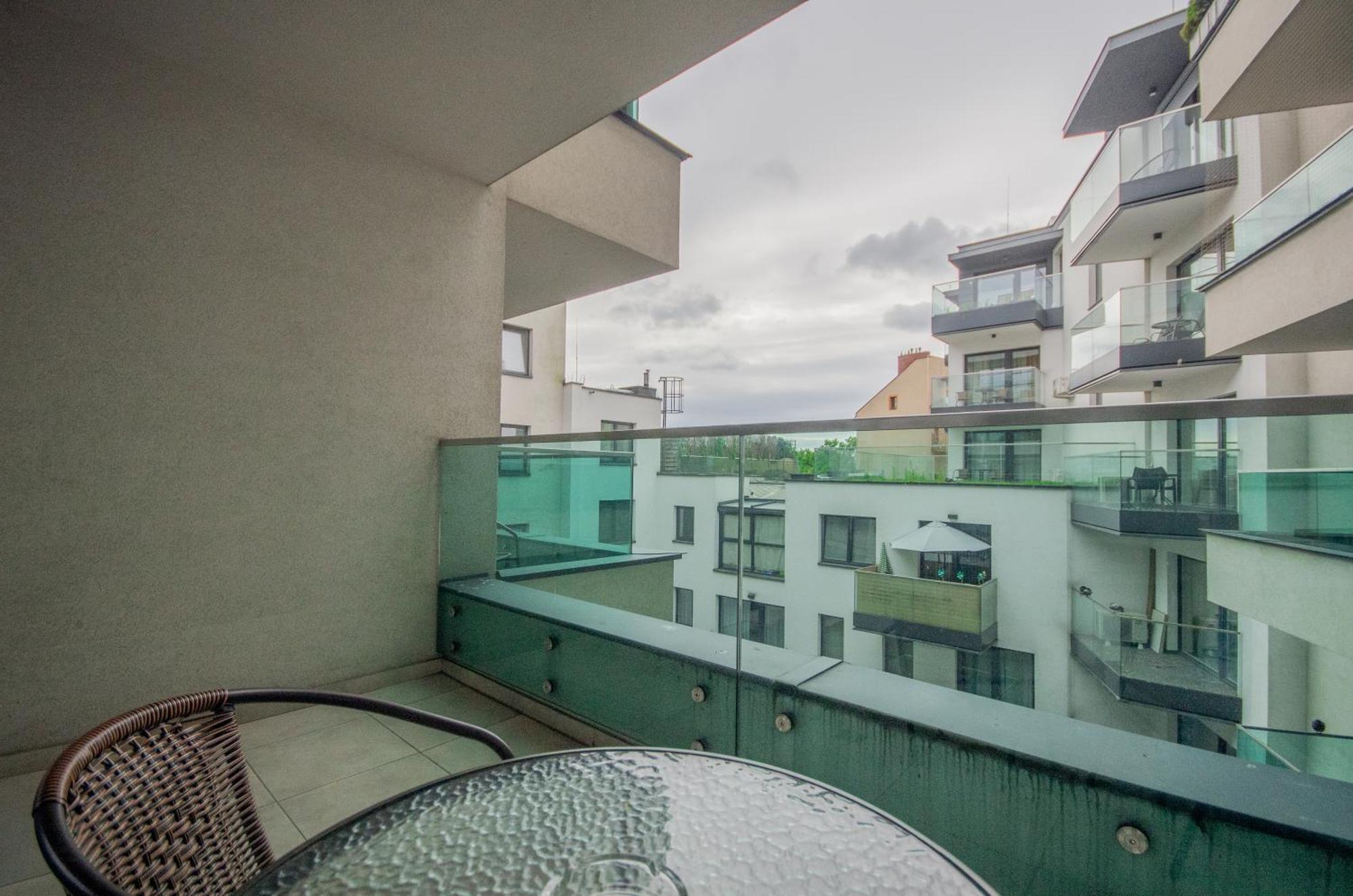 Inpoint With Parking Available Aparthotel 3*